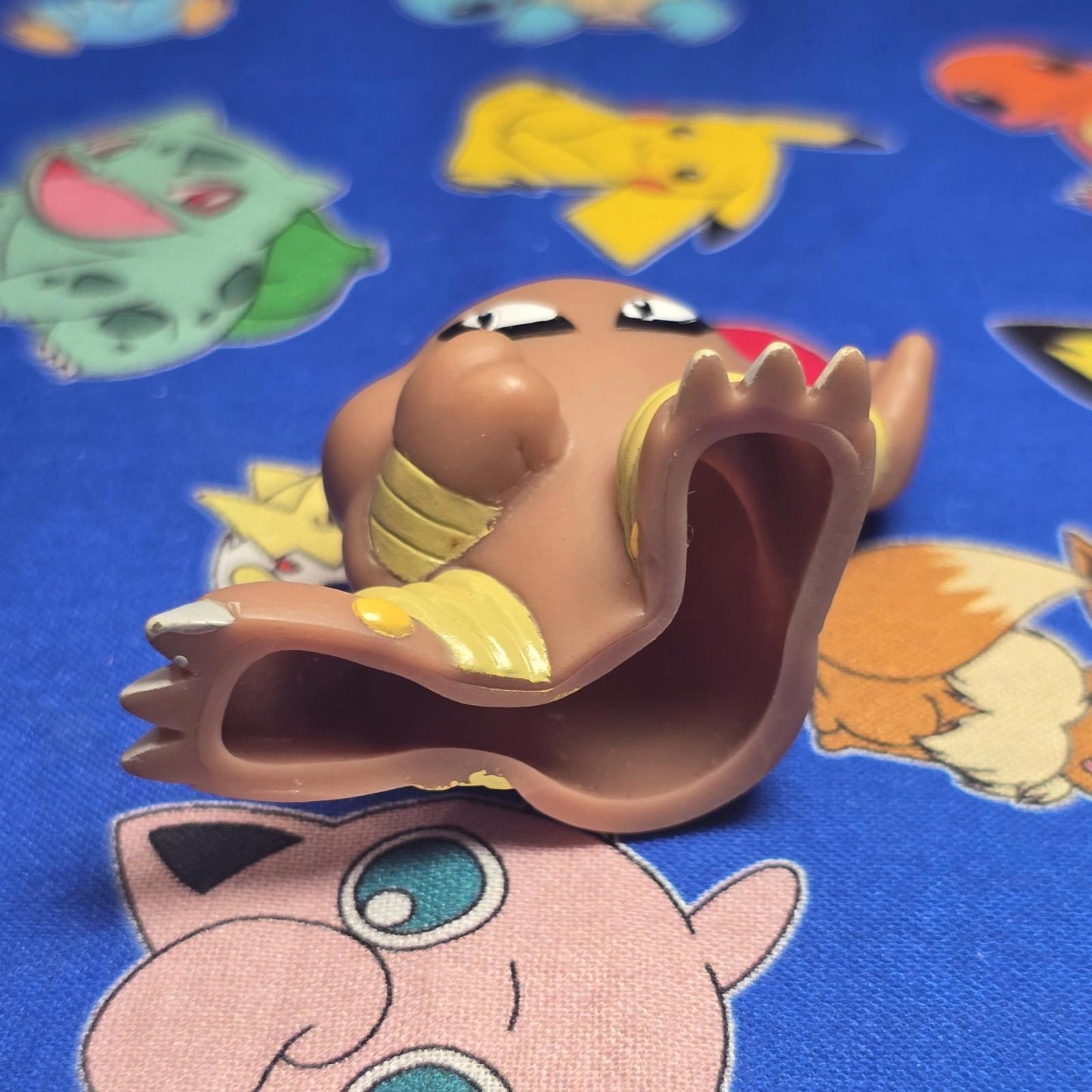 Pokemon Hitmonlee Figure Finger Puppet 2005 Nintendo Bandai PVC Vintage Japan US