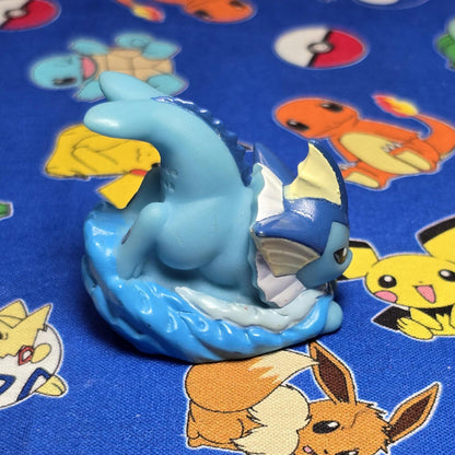 Pokemon Vaporeon Figure Finger Puppet 2013 Nintendo Bandai PVC Japan USA Seller