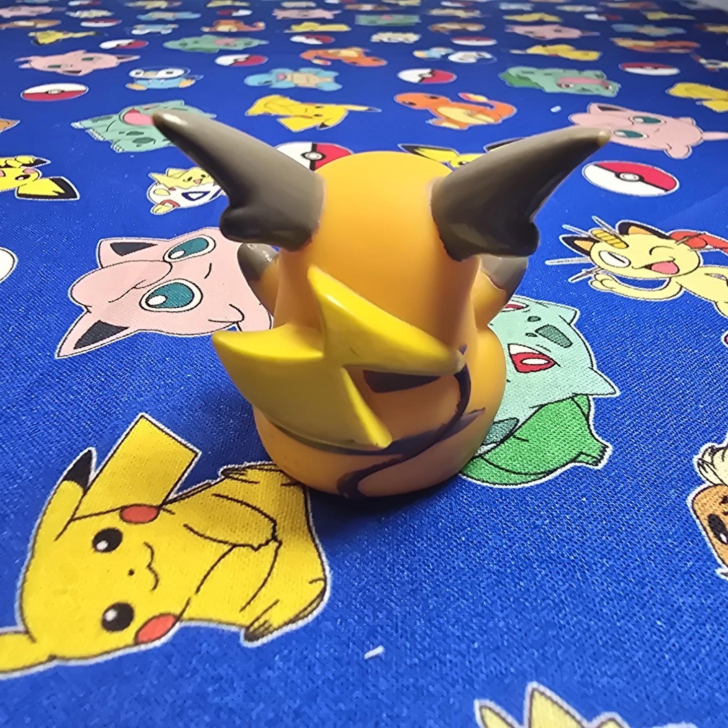 Pokemon Raichu Figure Finger Puppet 2006 Nintendo Bandai PVC Japan US Seller