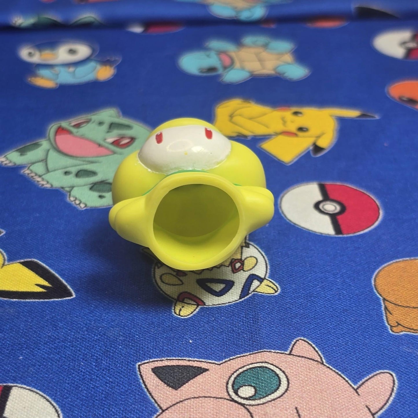 Pokemon Petilil Figure Finger Puppet 2011 Nintendo Bandai PVC Japan USA Seller