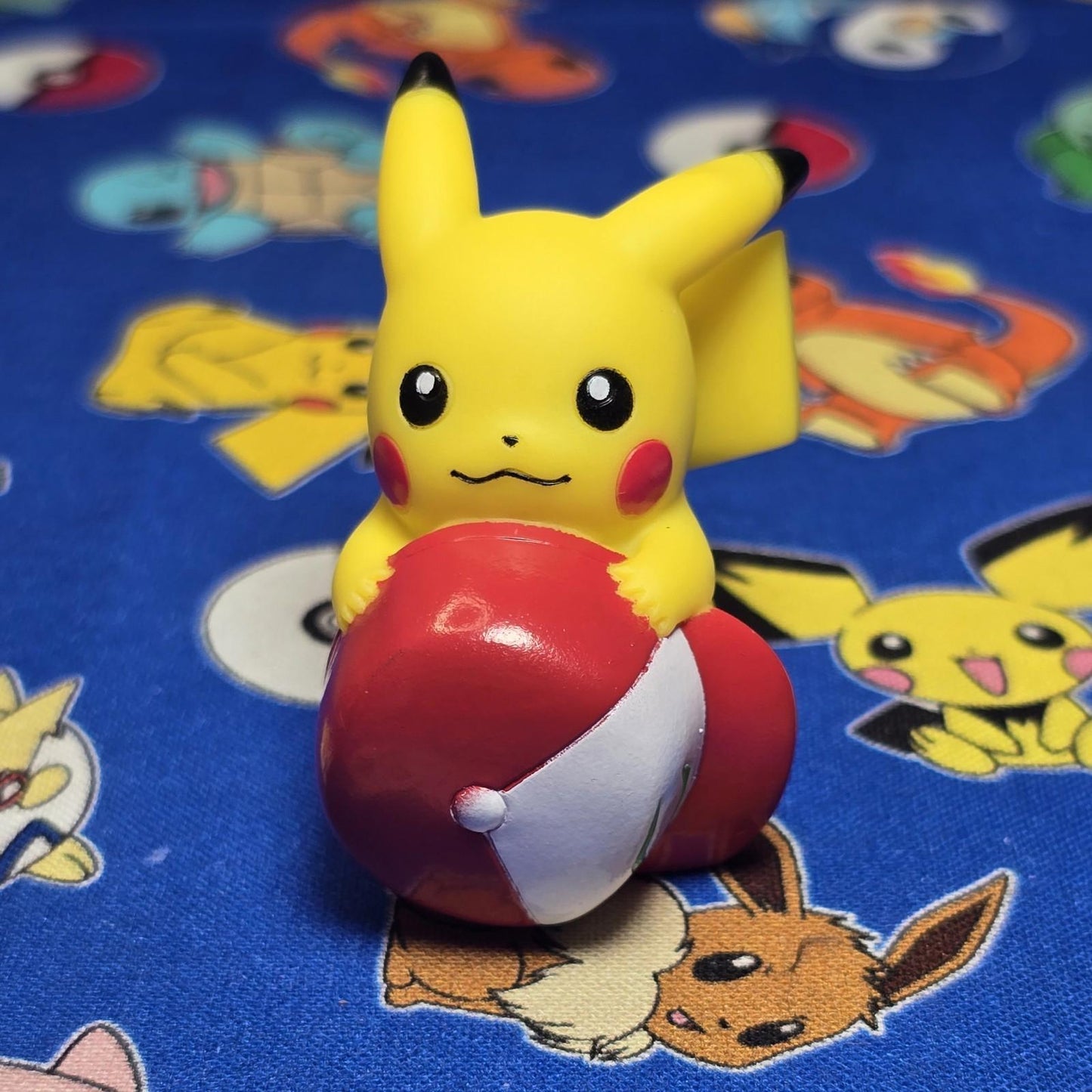 Pokemon Pikachu Ash's Hat Figure Finger Puppet B 2020 Nintendo Bandai Japan USA
