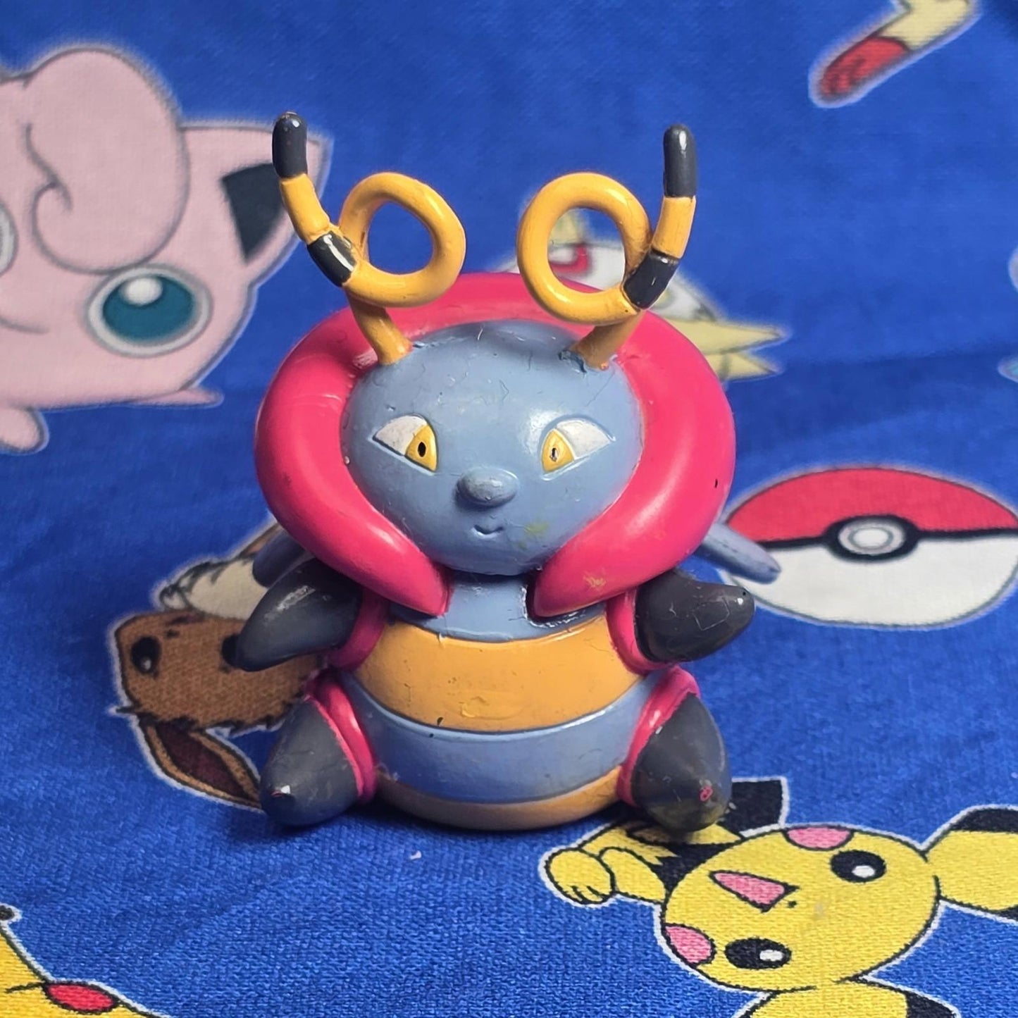 Pokemon Volbeat Tomy Authentic Figure Moncolle Japan Monster Collection Takara