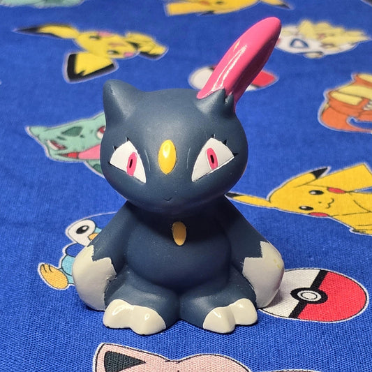 Pokemon Sneasel Figure Finger Puppet 2009 Nintendo Bandai PVC Japan US Seller