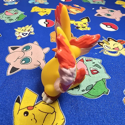 Pokemon Moltres Figure Finger Puppet 2007 Nintendo Bandai PVC Japan US Seller