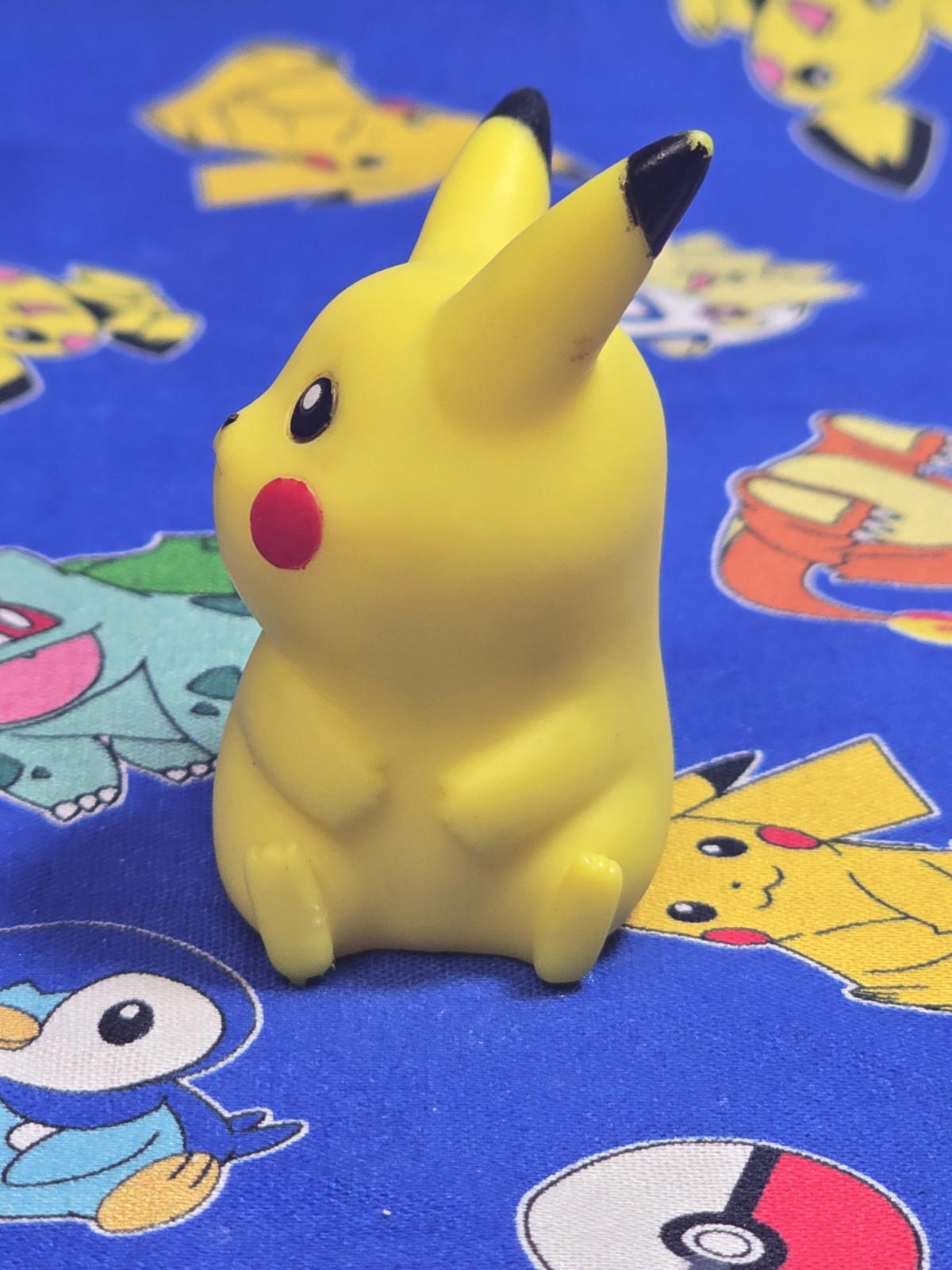 Pokemon Pikachu Figure Finger Puppet 2005 Nintendo Bandai PVC Vintage Japan USA