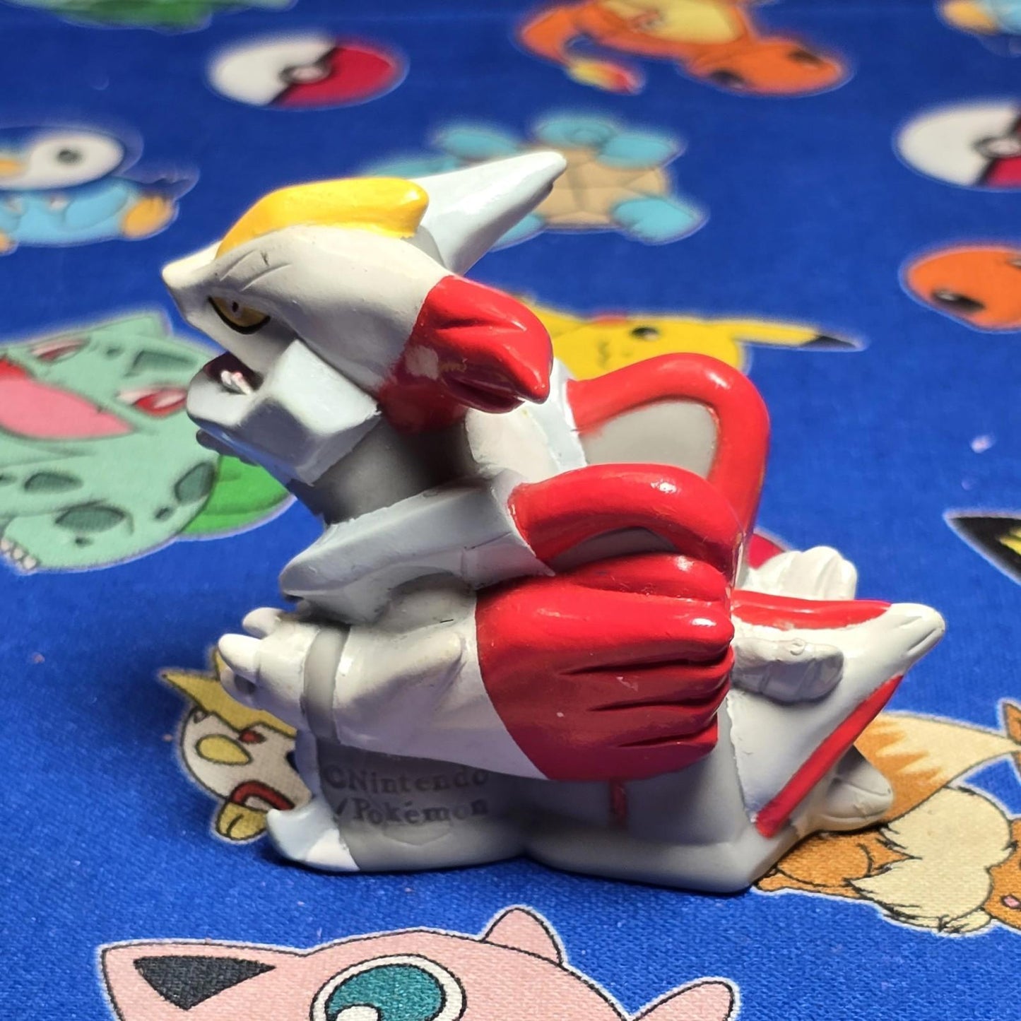 Pokemon Kyurem Red Figure Finger Puppet 2012 Nintendo Bandai Japan USA Seller