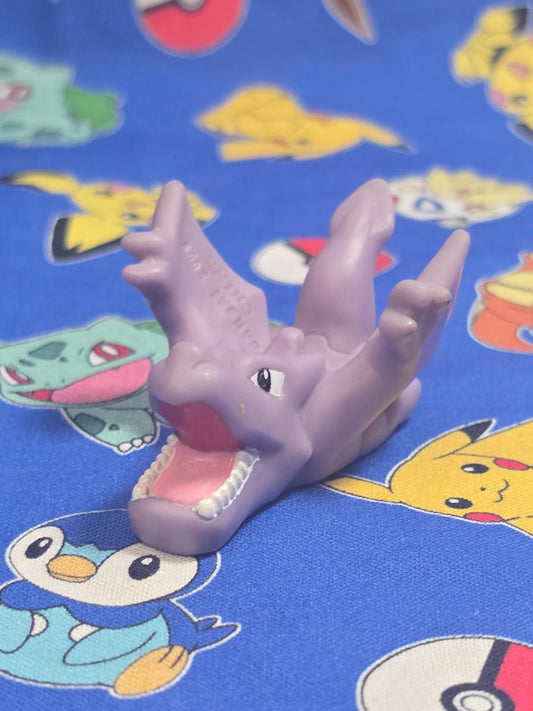 Pokemon Aerodactyl Figure Finger Puppet 2009 Nintendo Bandai Japan USA Seller