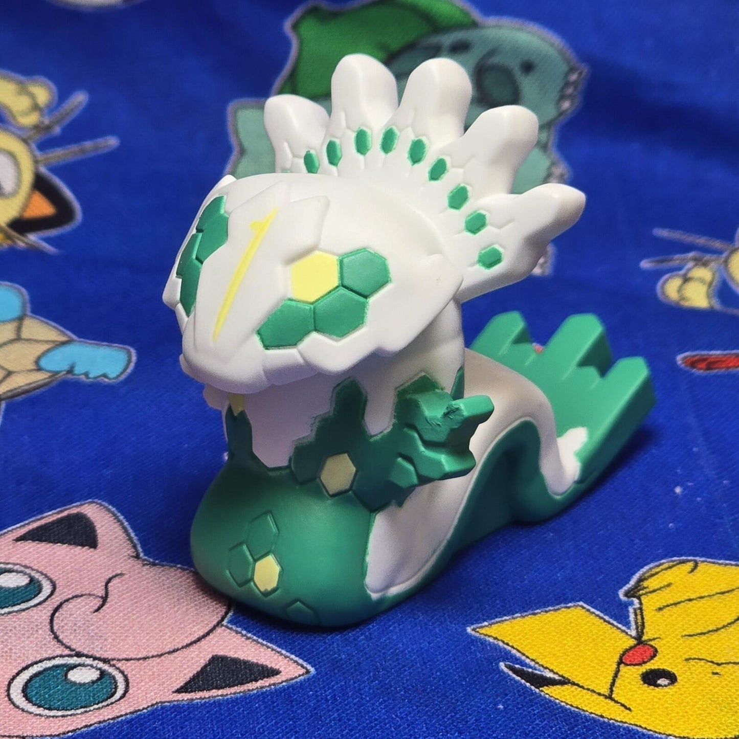 Pokemon Zygarde 50% Shiny Form Figure Finger Puppet 2014 Nintendo Bandai Japan