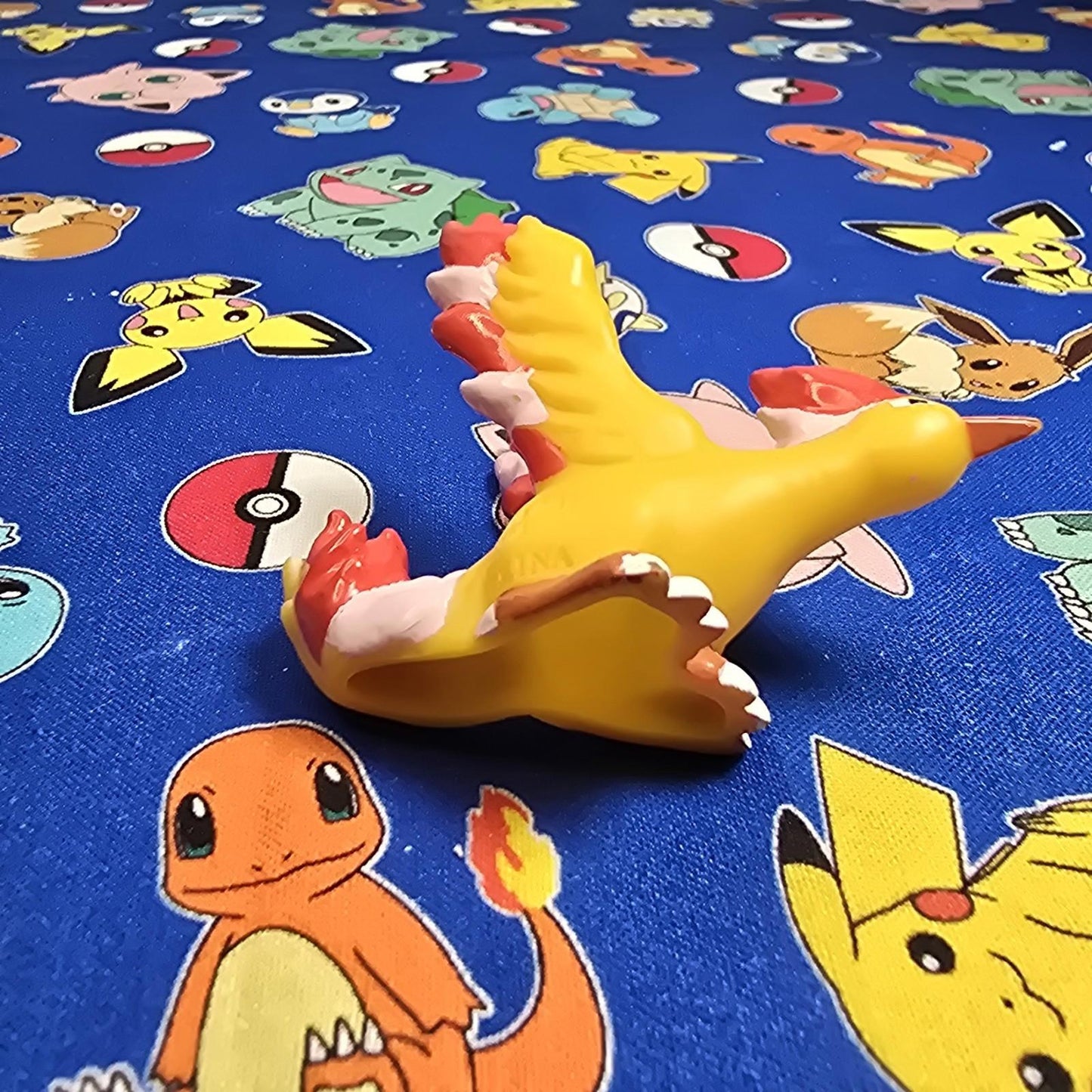 Pokemon Moltres Figure Finger Puppet 2005 Nintendo Bandai PVC Vintage Japan USA