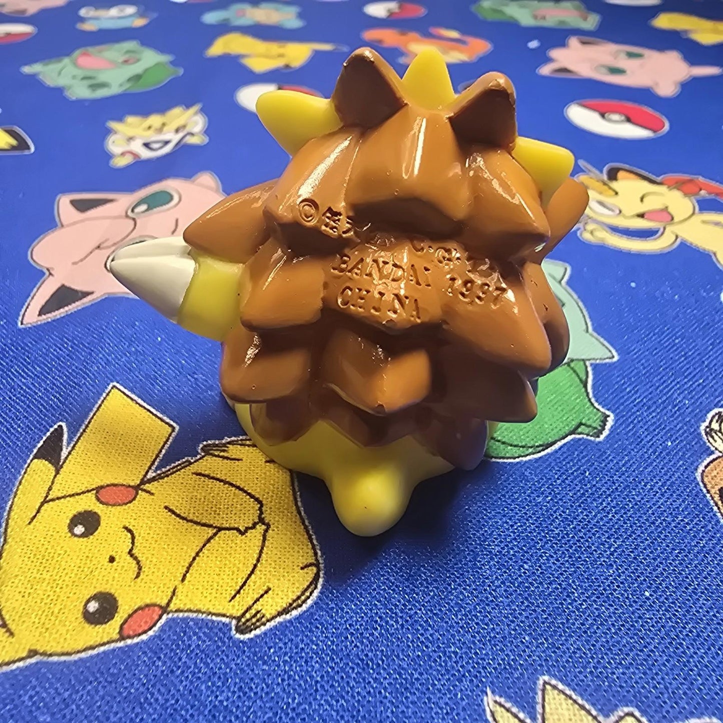 Pokemon Sandslash Dark Figure Finger Puppet 1997 Bandai Nintendo PVC Vintage USA
