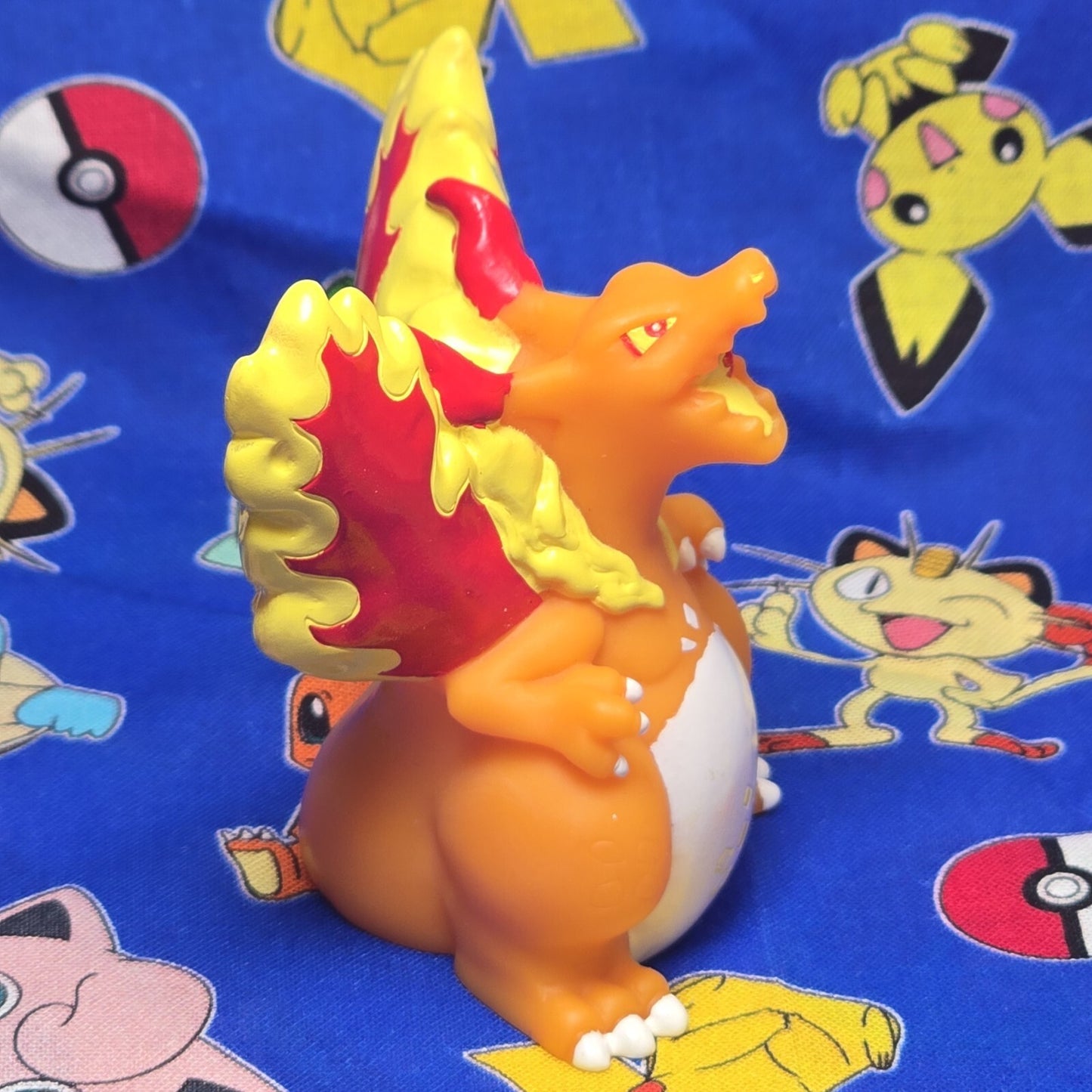 Pokemon Charizard Gigantamax Figure Finger Puppet 2020 Nintendo Bandai Japan USA