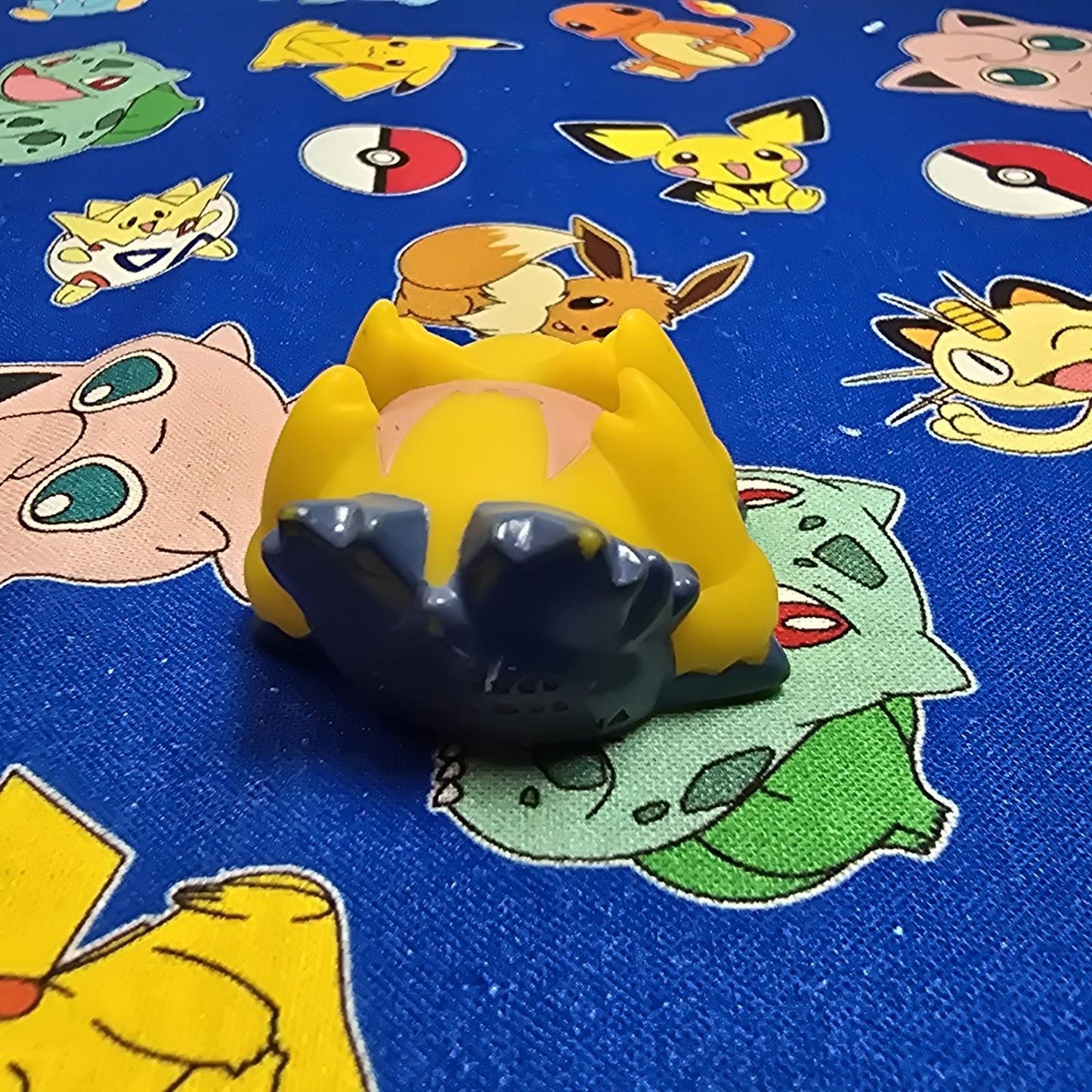 Pokemon Galvantula Figure Finger Puppet 2010 Nintendo Bandai PVC Japan US Seller
