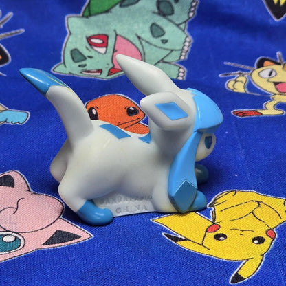 Pokemon Glaceon Figure Finger Puppet 2010 Nintendo Bandai PVC Japan USA Seller