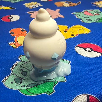Pokemon Vanillite Figure Finger Puppet 2011 Nintendo Bandai PVC Japan USA Seller
