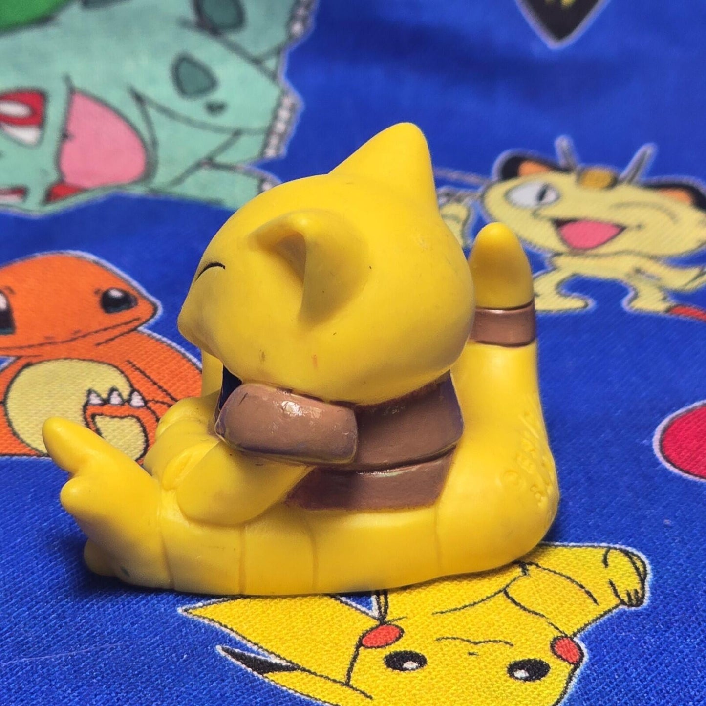 Pokemon Abra Yellow Figure Finger Puppet 1997 Bandai Nintendo Vintage USA Seller