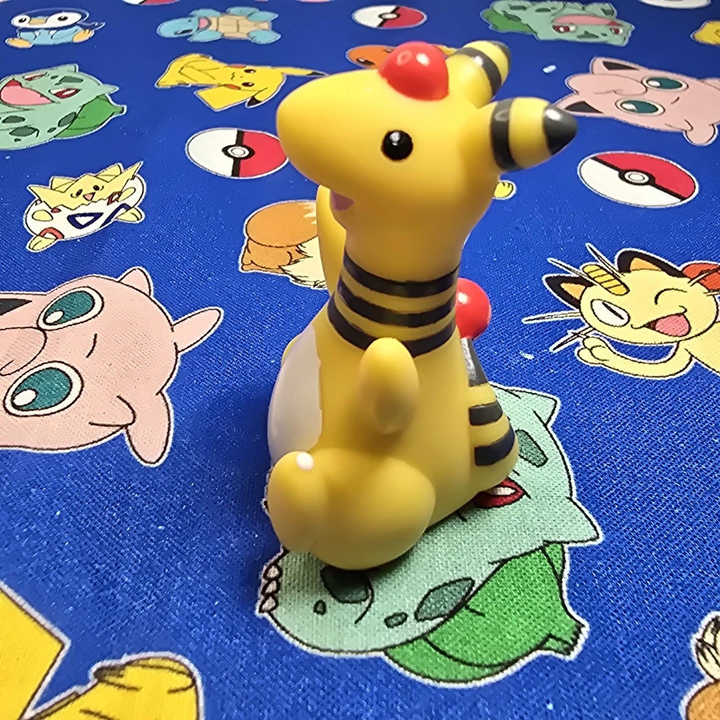 Pokemon Ampharos Figure Finger Puppet 2009 Nintendo Bandai PVC Japan US Seller