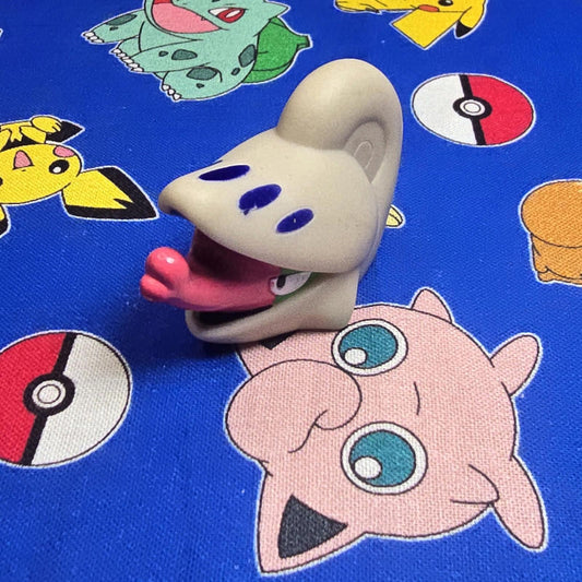 Pokemon Shelmet Figure Finger Puppet 2011 Nintendo Bandai PVC Japan USA Seller