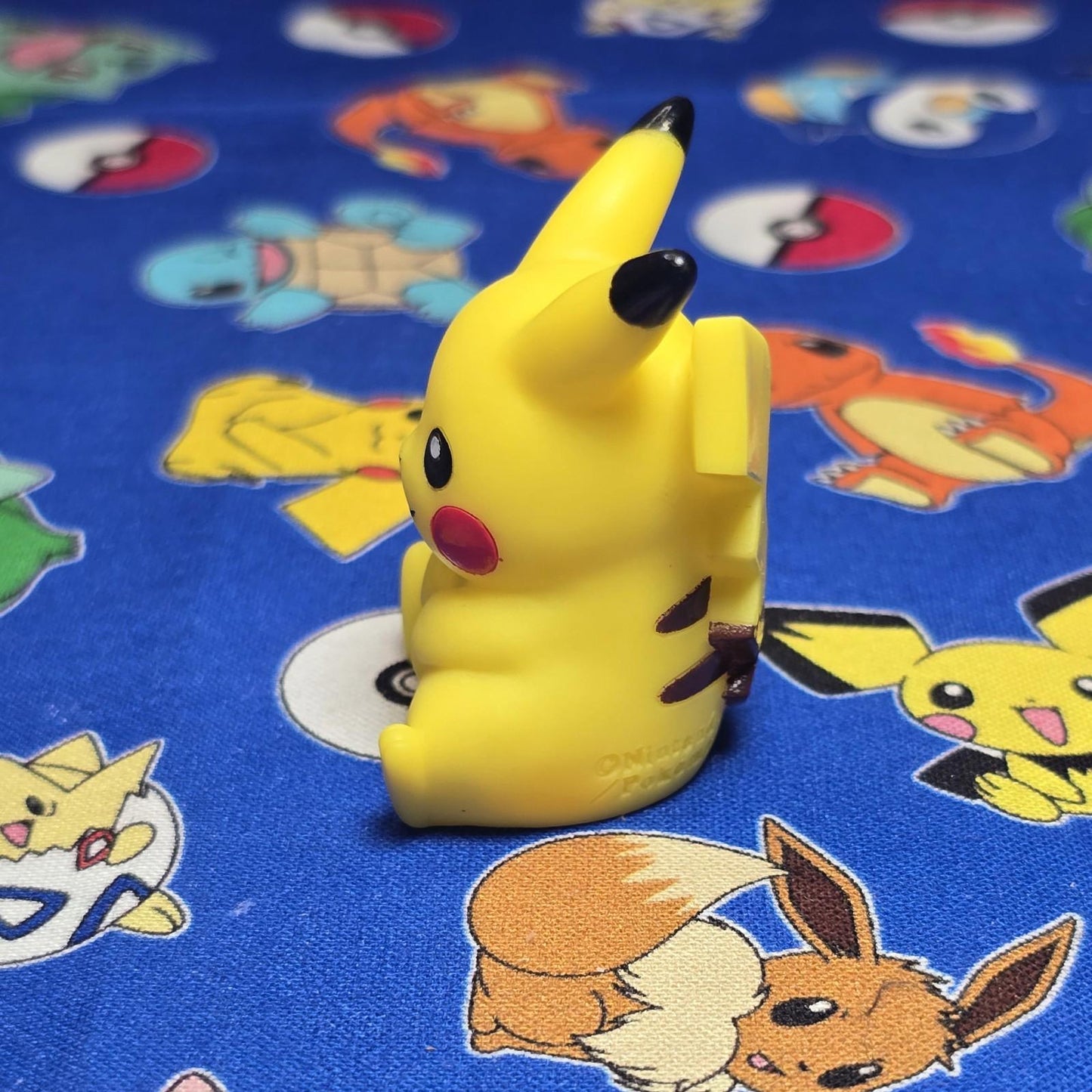 Pokemon Pikachu Figure Finger Puppet 2013 Nintendo Bandai Japan PVC USA Seller 2