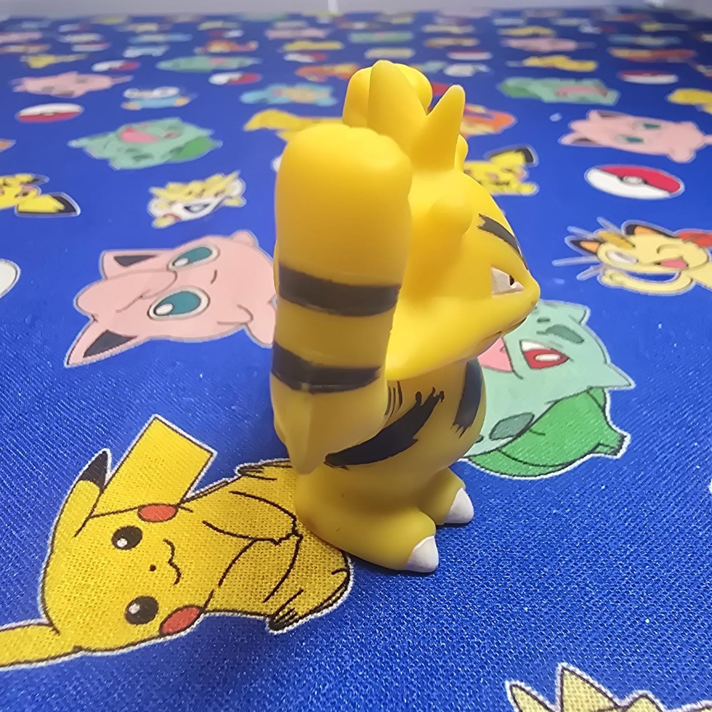 Pokemon Electabuzz Figure Finger Puppet 1997 Nintendo Bandai Vintage Japan USA