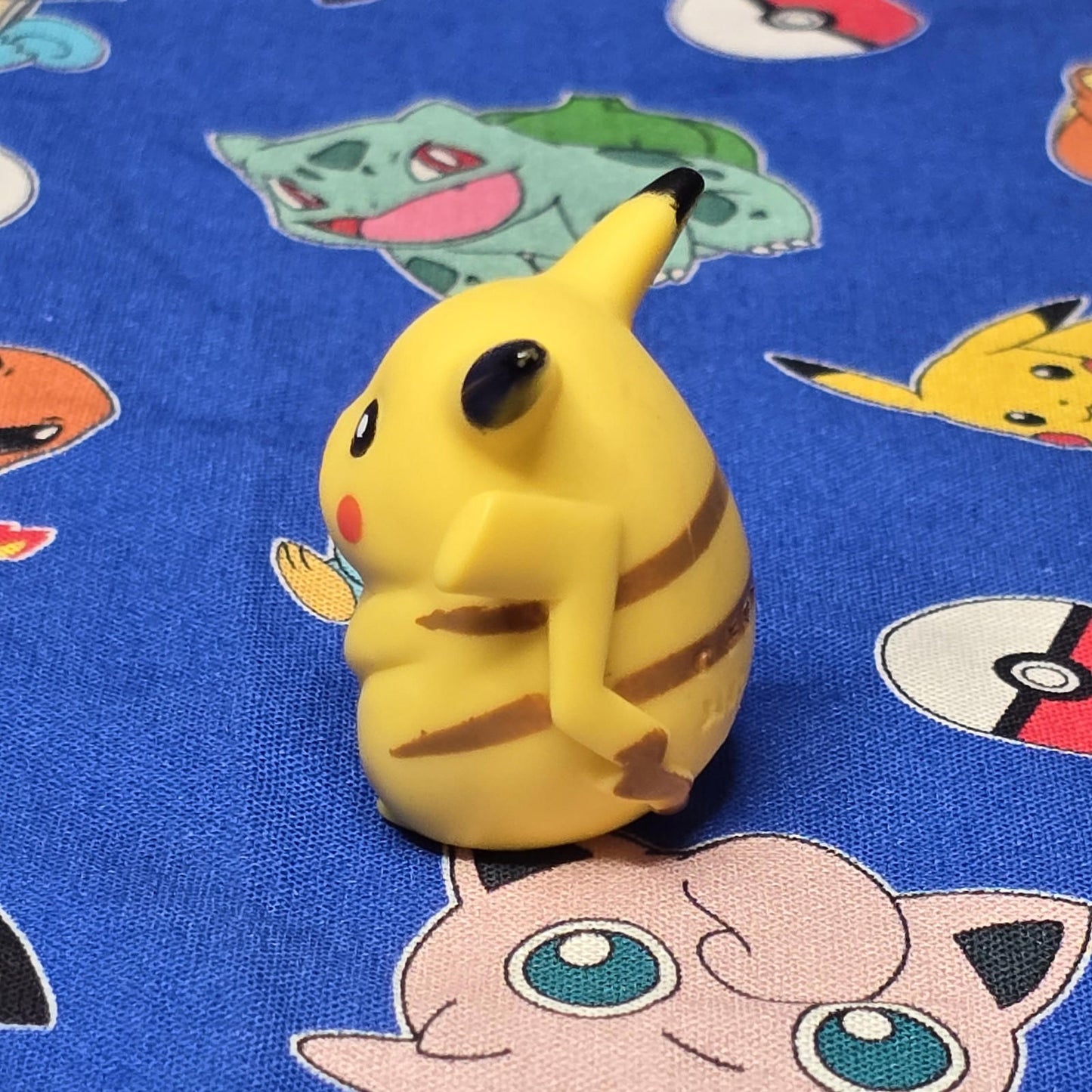 Pokemon Pikachu Figure Finger Puppet 1996 Nintendo Bandai Vintage PVC Japan USA