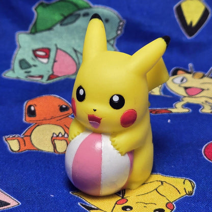 Pokemon Pikachu Beach Ball Figure Finger Puppet 2012 Nintendo Bandai Japan USA