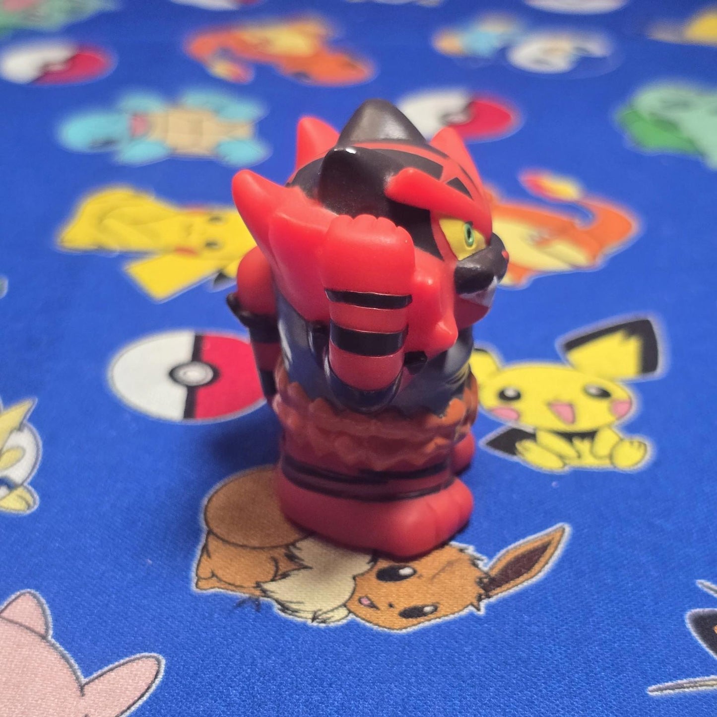 Pokemon Incineroar Figure Finger Puppet B 2020 Nintendo Bandai PVC Japan USA Toy