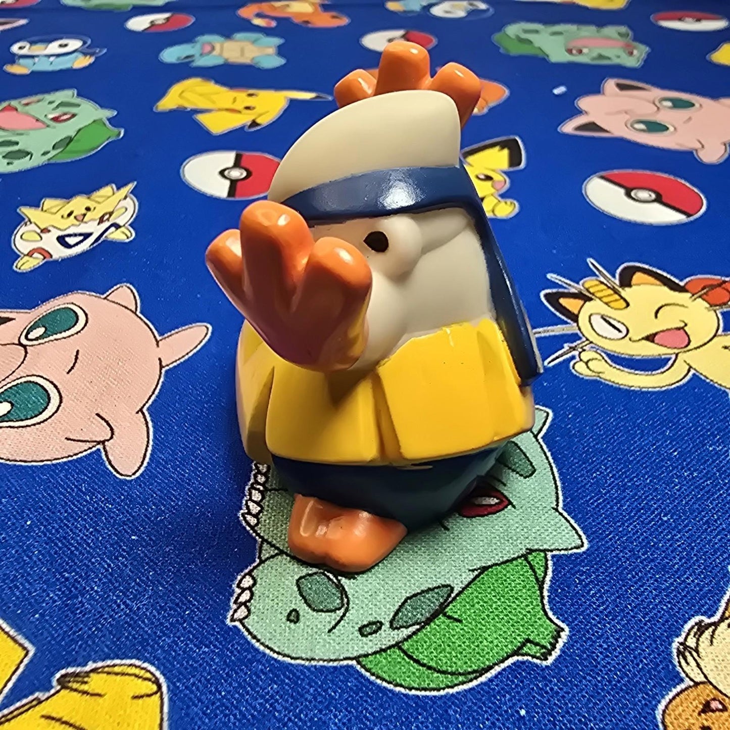 Pokemon Hariyama Figure Finger Puppet 2004 Nintendo Bandai PVC Japan USA Seller