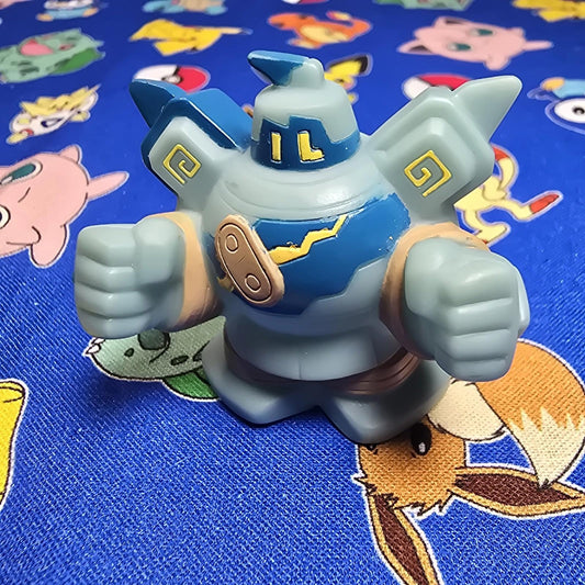 Pokemon Golurk Figure Finger Puppet 2011 Nintendo Bandai PVC Japan USA Seller
