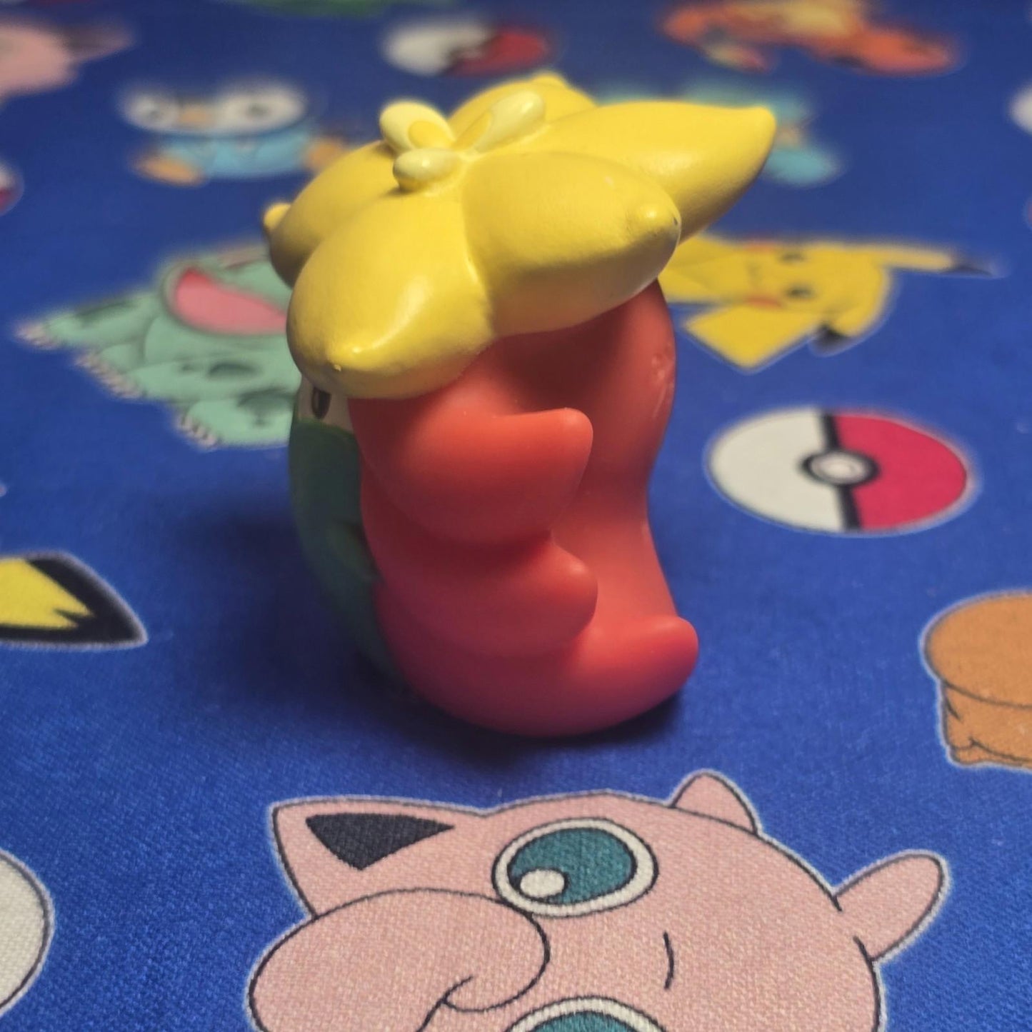 Pokemon Gossifleur Figure Finger Puppet B 2020 Nintendo Bandai Japan USA Seller