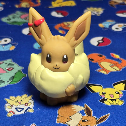 Pokemon Eevee Gigantimax Figure Finger Puppet  2020 Nintendo Bandai Japan USA