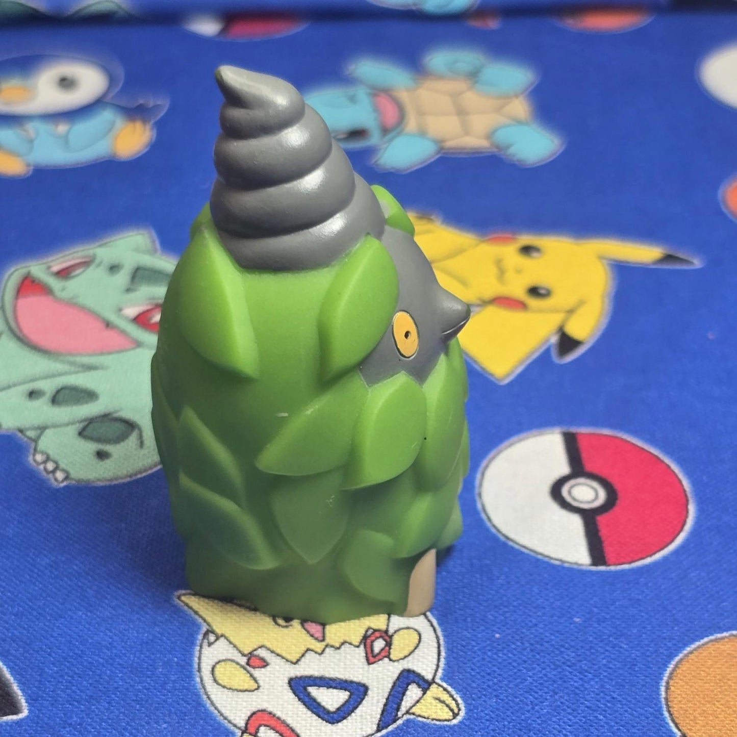 Pokemon Burmy Figure Finger Puppet 2006 Nintendo PVC Japan Bandai USA Seller