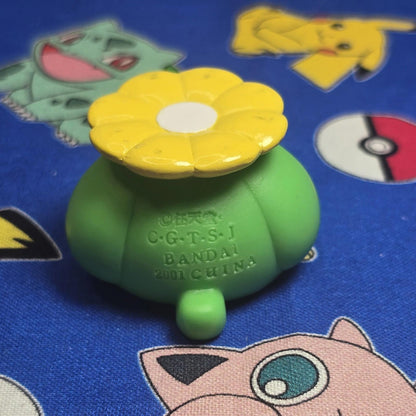 Pokemon Skiploom Figure Finger Puppet 2001 Nintendo Bandai Vintage PVC Japan USA