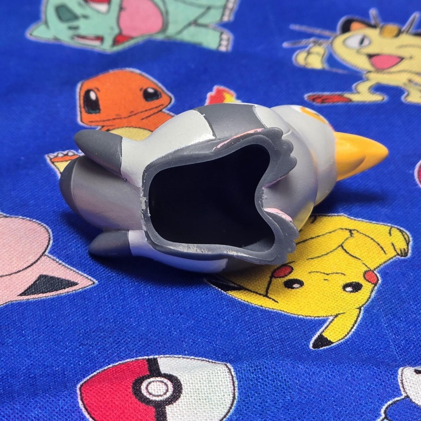 Pokemon Tranquill Metallic Figure Finger Puppet 2010 Nintendo Bandai Japan USA
