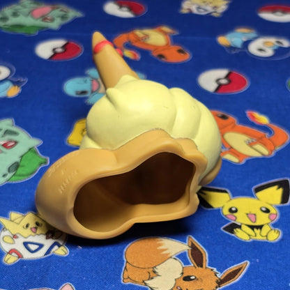 Pokemon Eevee Gigantimax Figure Finger Puppet  2020 Nintendo Bandai Japan USA