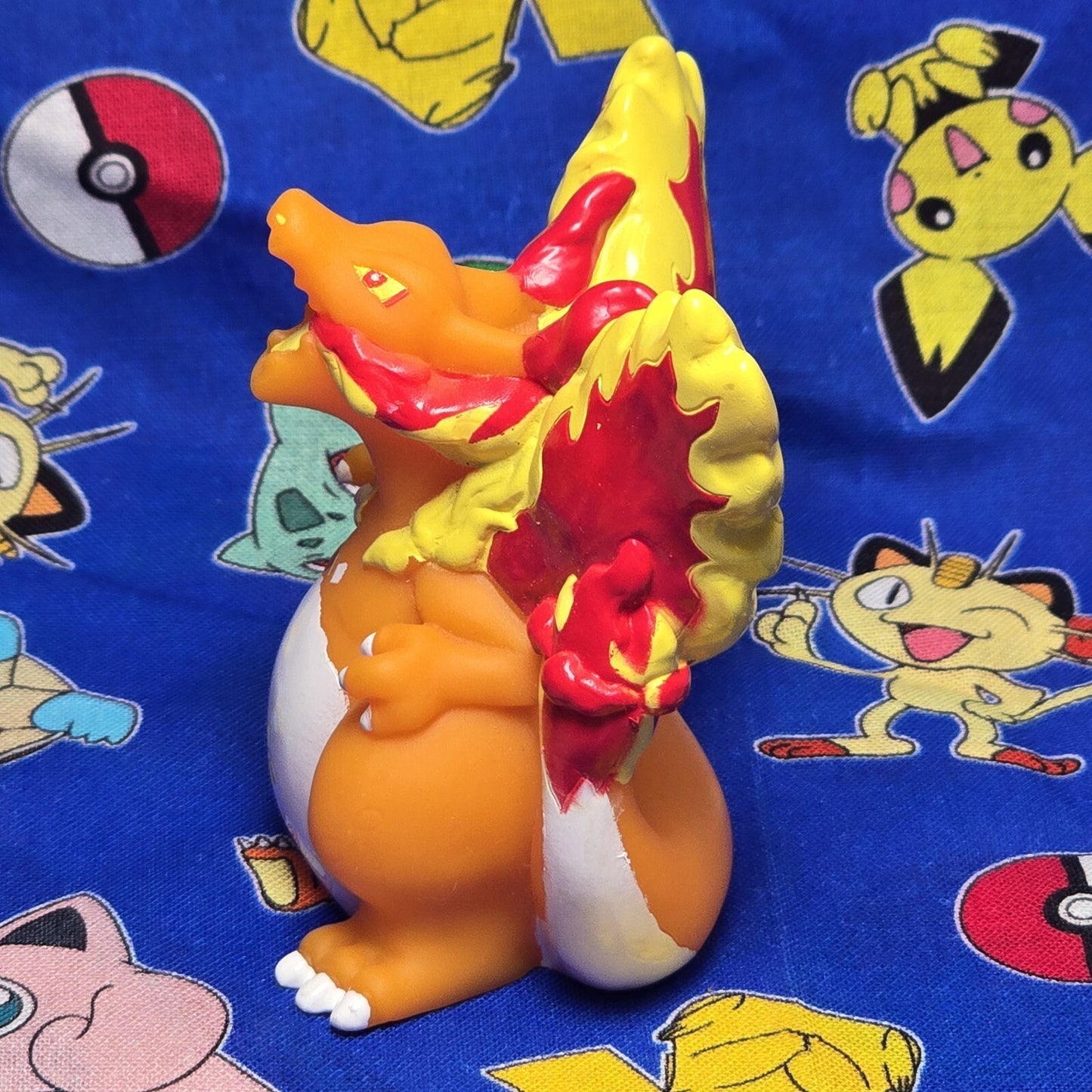 Pokemon Charizard Gigantamax Figure Finger Puppet 2020 Nintendo Bandai Japan USA