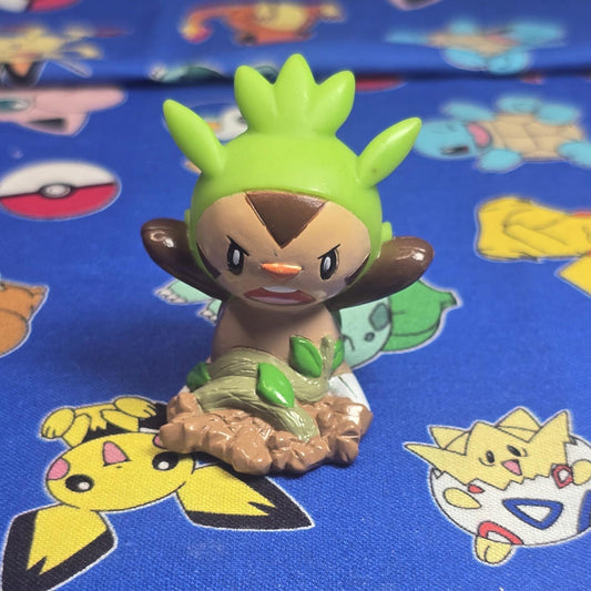 Pokemon Chespin Figure Finger Puppet 2013 Nintendo Bandai PVC Japan USA Seller
