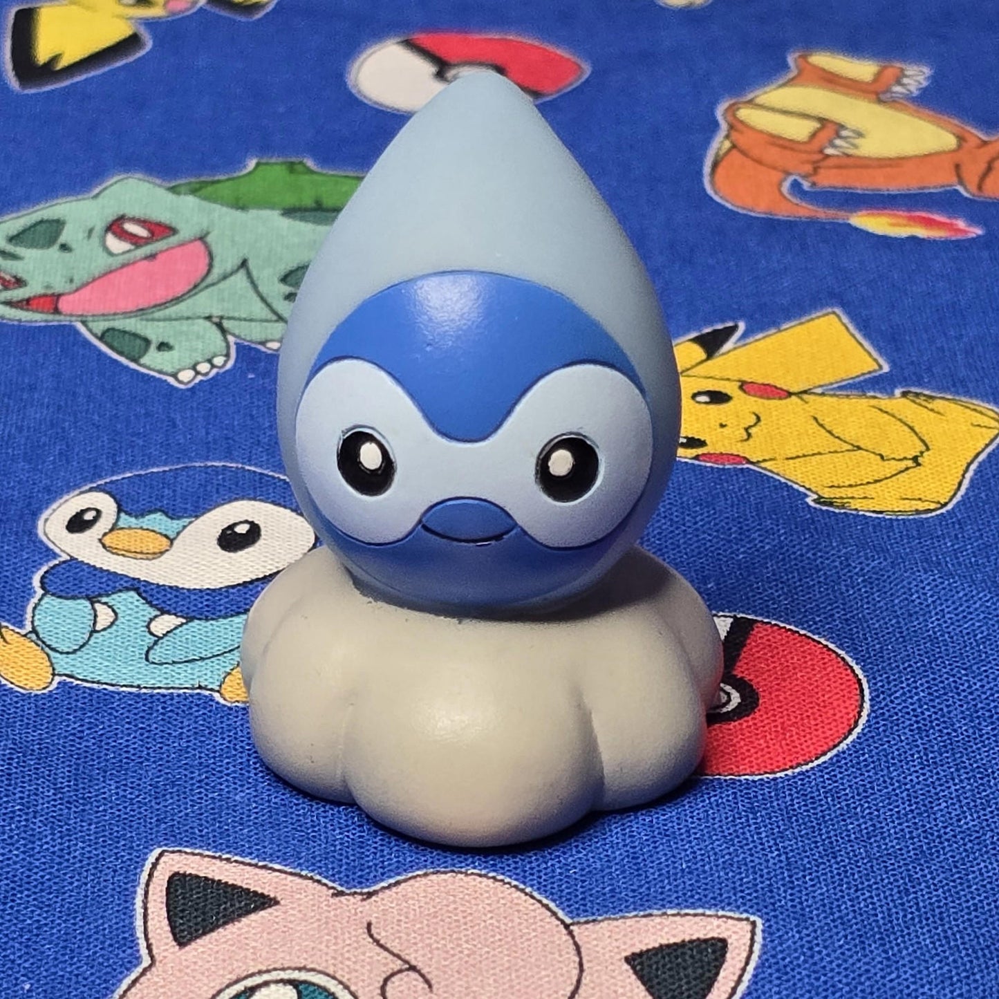 Pokemon Castform Rainy Form Figure Finger Puppet 2004 Nintendo Bandai Japan USA