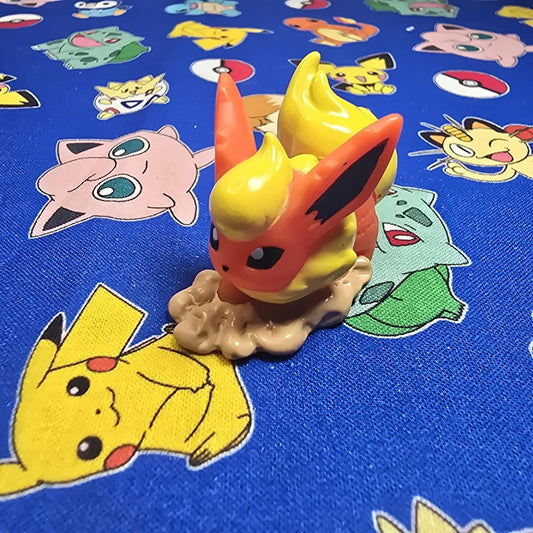 Pokemon Flareon Figure Finger Puppet 2013 Nintendo Bandai Japan PVC USA Seller