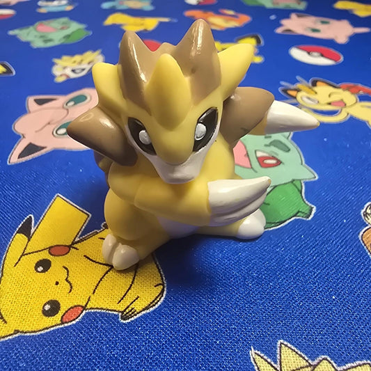 Pokemon Sandslash Figure Finger Puppet 1997 Bandai Nintendo Vintage USA Seller