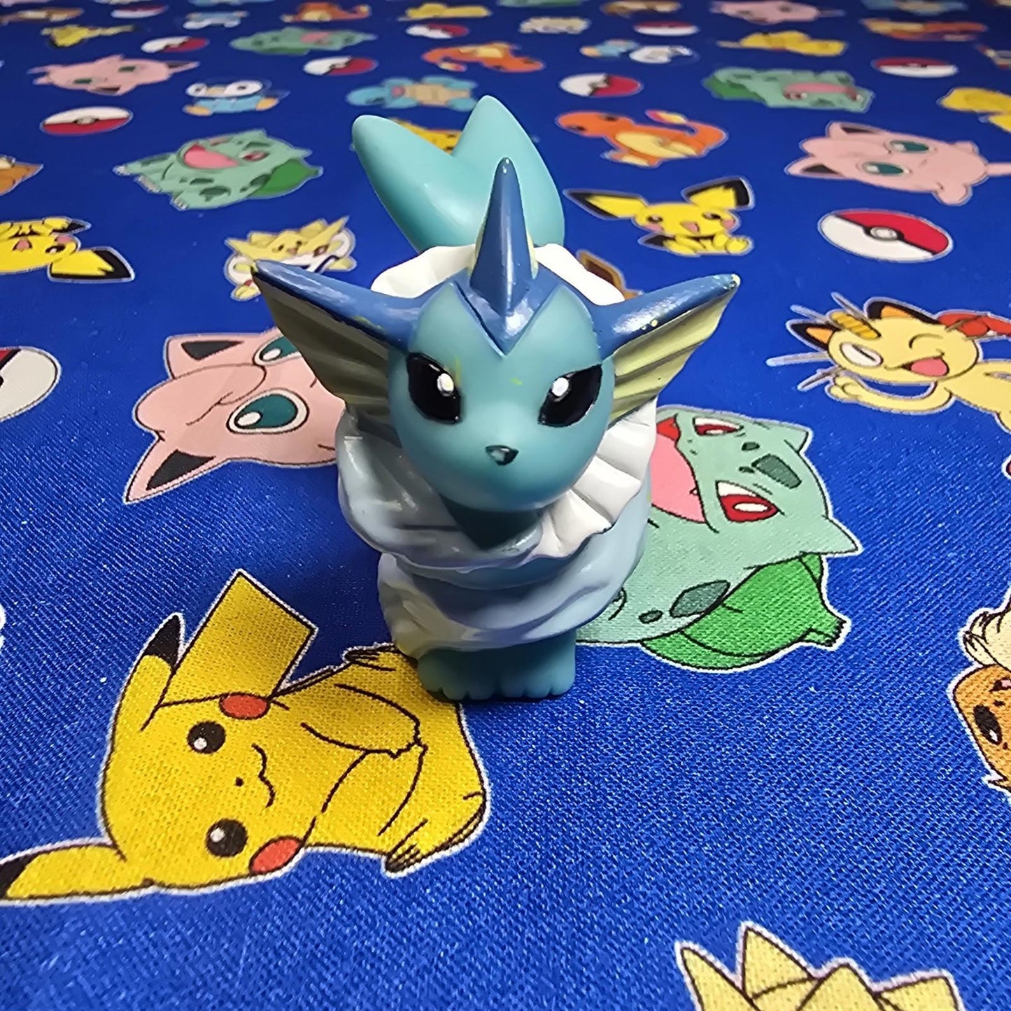Pokemon Vaporeon Figure Finger Puppet 2005 Nintendo Bandai PVC Vintage Japan US