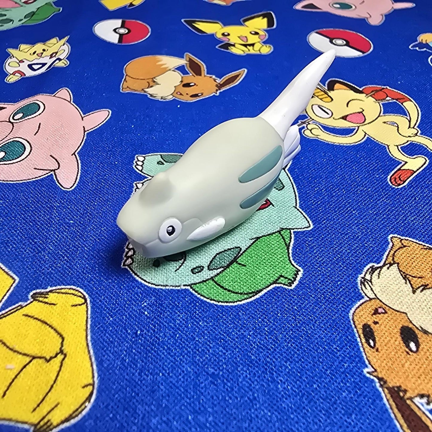 Pokemon Remoraid Figure Finger Puppet 2000 Nintendo Bandai PVC Vintage Japan USA