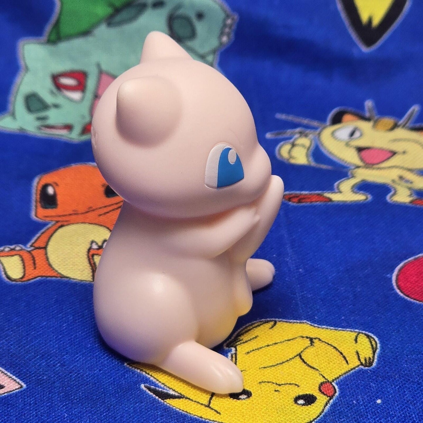 Pokemon Mew Figure Finger Puppet 2023 Nintendo PVC Bandai Japan USA Seller