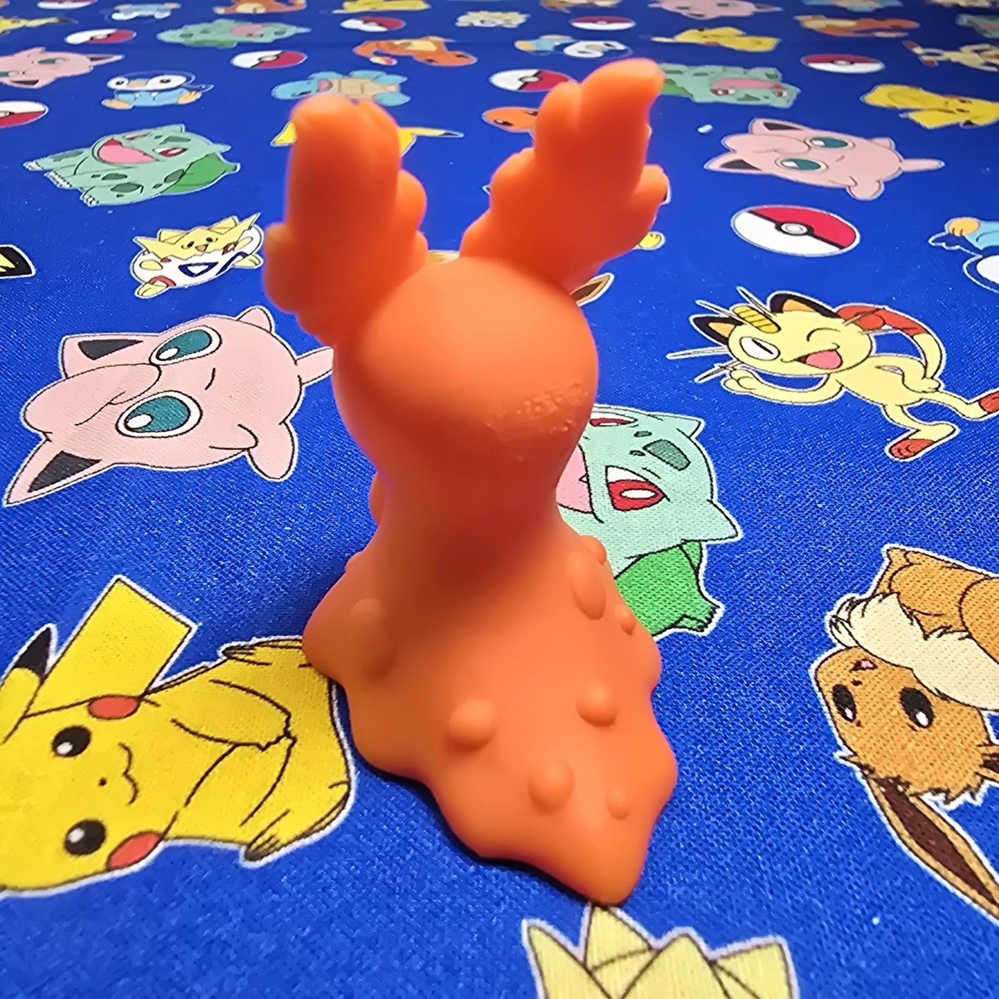 Pokemon Slugma Figure Finger Puppet 2000 Nintendo Bandai PVC Vintage Japan USA