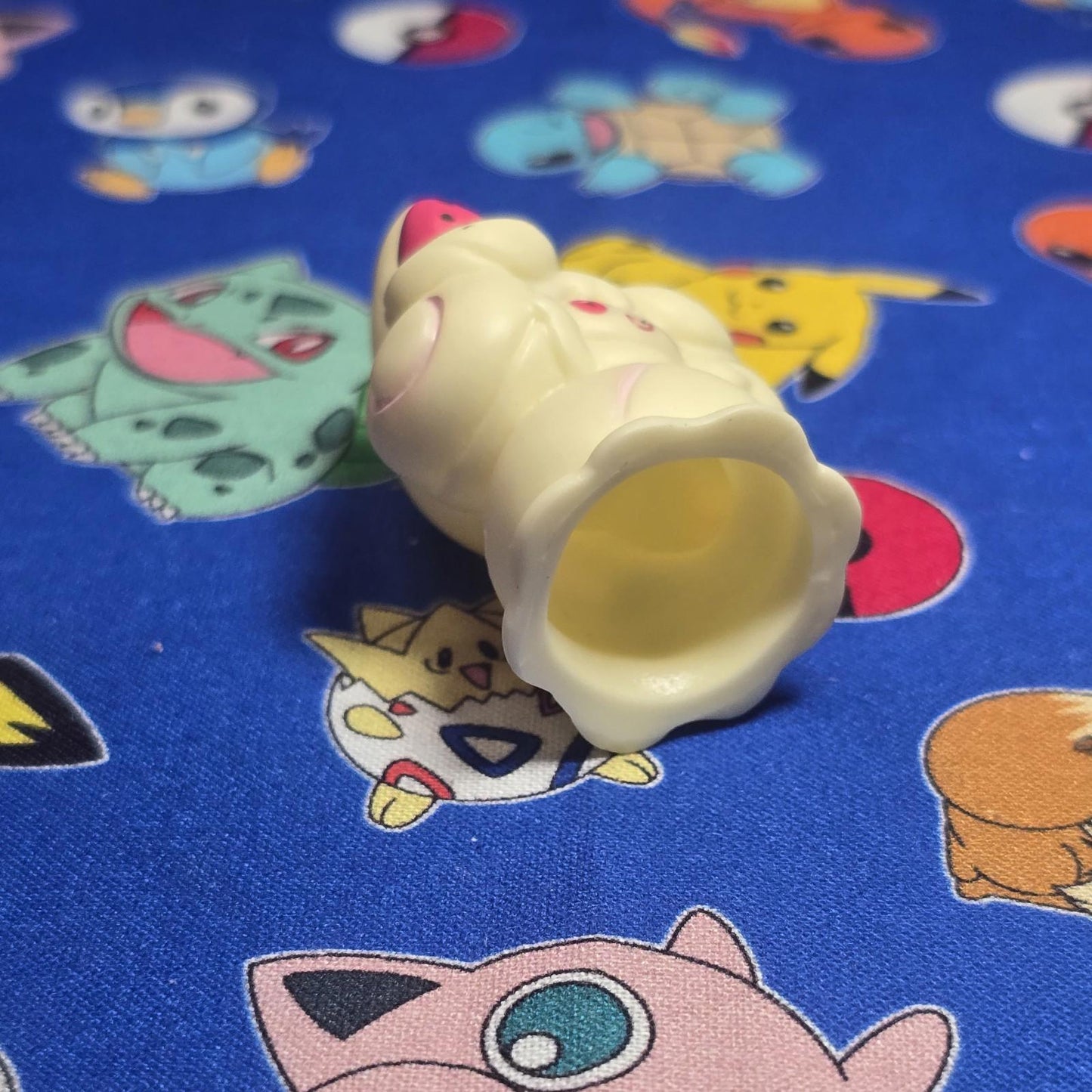 Pokemon Alcremie Vanilla Cream Figure Finger Puppet 2020 Nintendo Bandai Japan