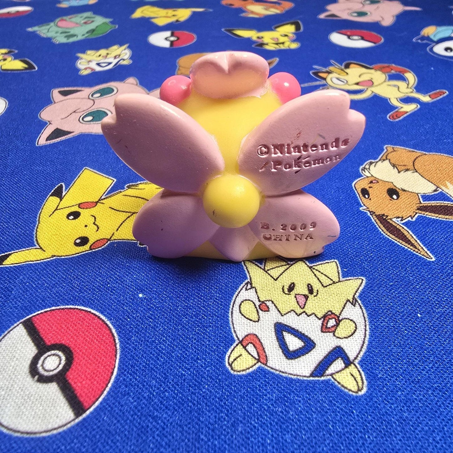 Pokemon Cherrim Figure Finger Puppet 2009 Nintendo Bandai PVC Japan USA Seller