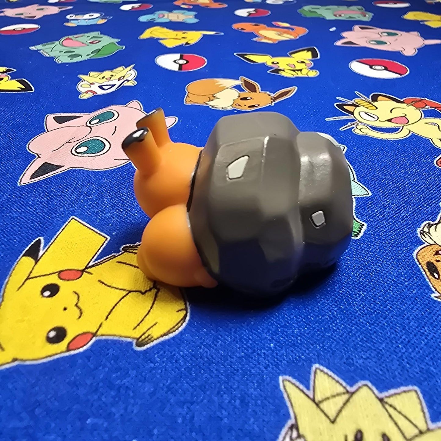 Pokemon Dwebble Figure Finger Puppet 2010 Nintendo Bandai PVC Japan US Seller