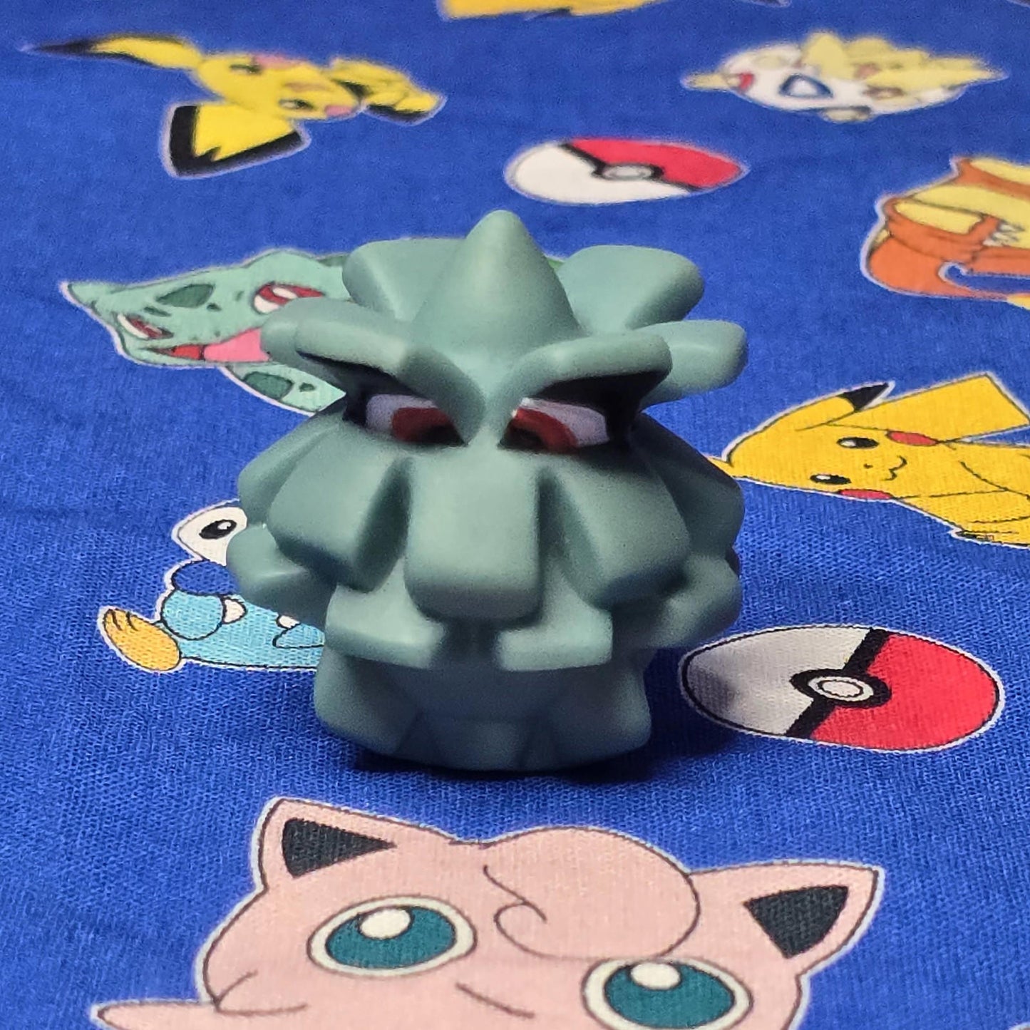 Pokemon Pineco Figure Finger Puppet 2000 Nintendo Bandai Vintage PVC Japan USA
