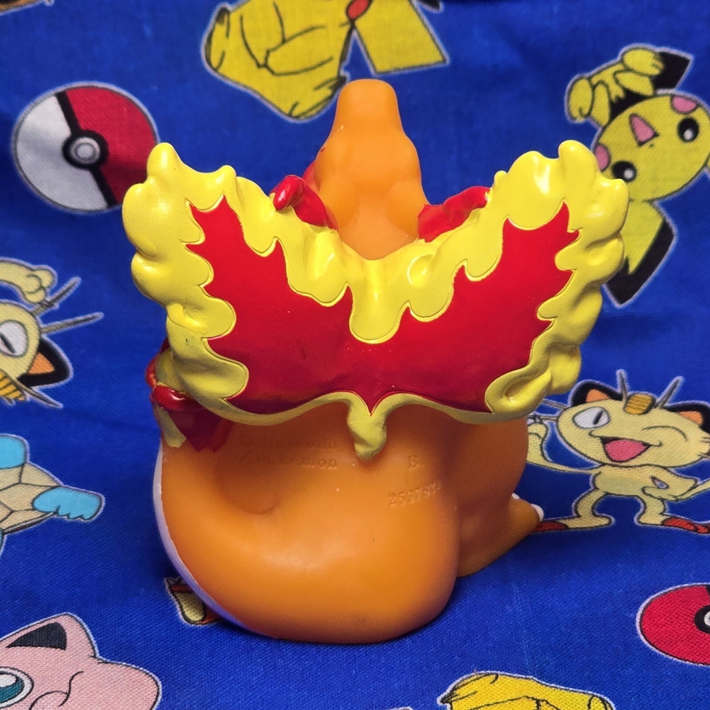 Pokemon Charizard Gigantamax Figure Finger Puppet 2020 Nintendo Bandai Japan USA