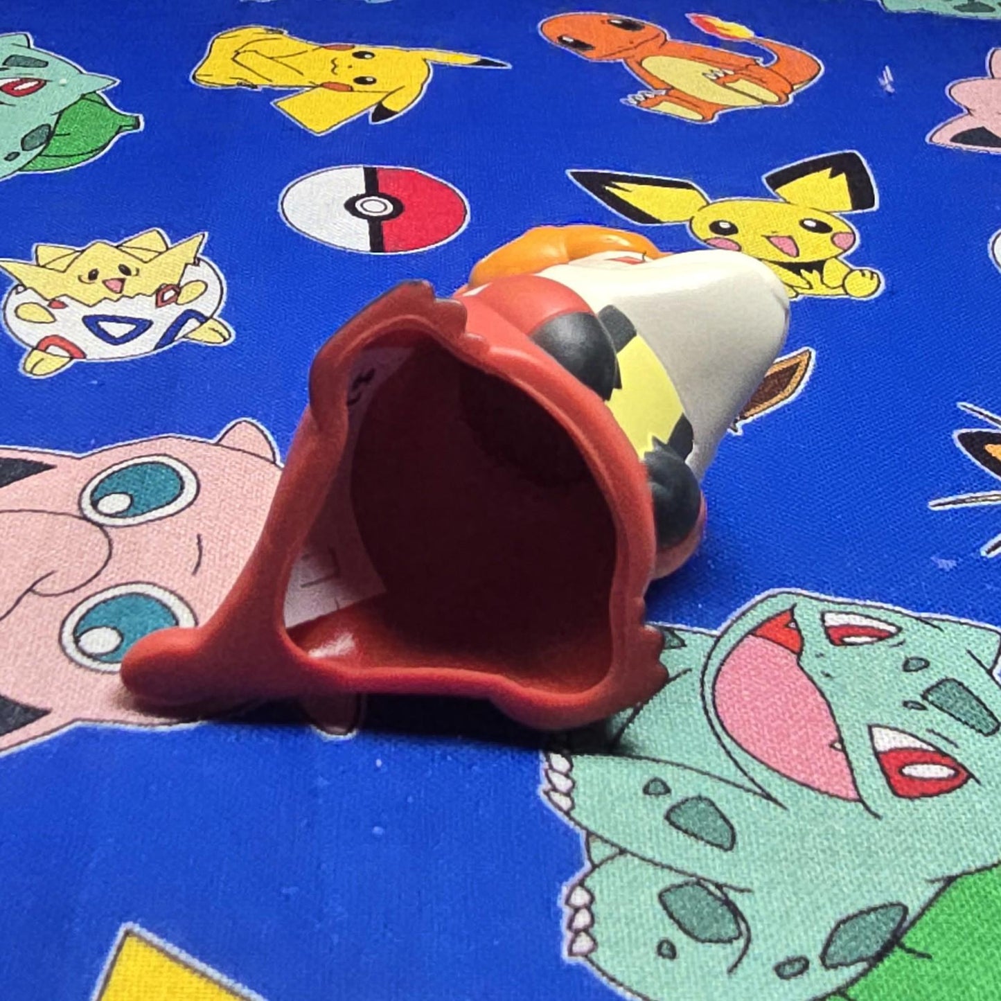 Pokemon Crocalor Figure Finger Puppet 2023 Nintendo PVC Bandai Japan USA Seller