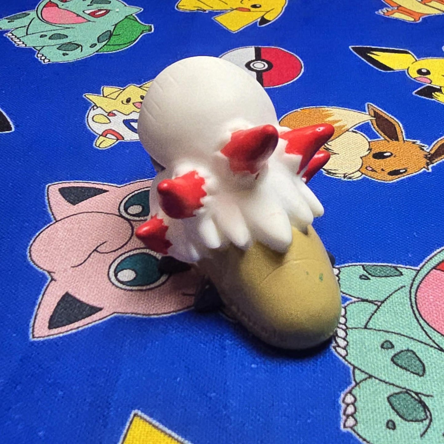 Pokemon Larvesta Figure Finger Puppet 2011 Nintendo Bandai PVC Japan US Seller